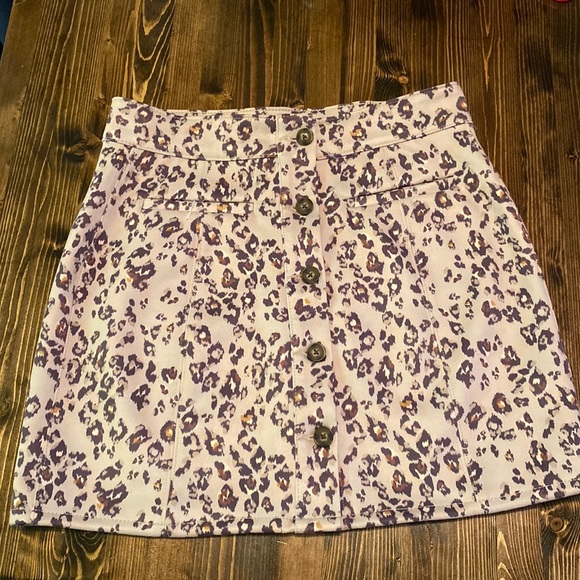 Maurices Dresses & Skirts - Maurices size 12 soft skirt! Leopard print
